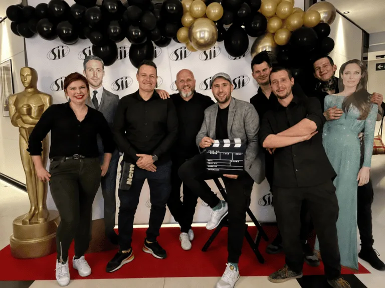 Zespół Wirtuozi Baru na evencie firmowym w klimacie kina